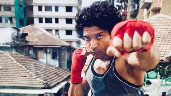Farhan Akhtar celebrates Boxing Day with a Toofaani post