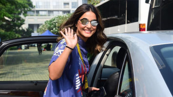 Hina Khan spotted at Springs, Island City Centre Dadar
