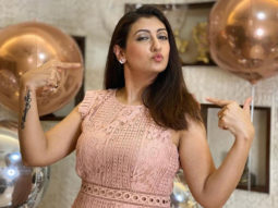 Juhi Parmar gets a surprise on her birthday on the sets of Hamariwali Good News