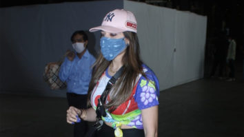 Kanika Kapoor spotted at Airport