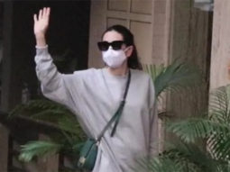 Karishma Kapoor snapped at Bandra