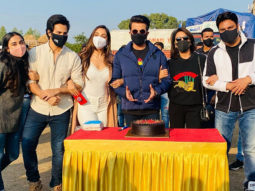 Neetu Kapoor wraps her first schedule for Jugjugg Jeeyo, Varun Dhawan and Kiara Advani praise her for being a COVID warrior