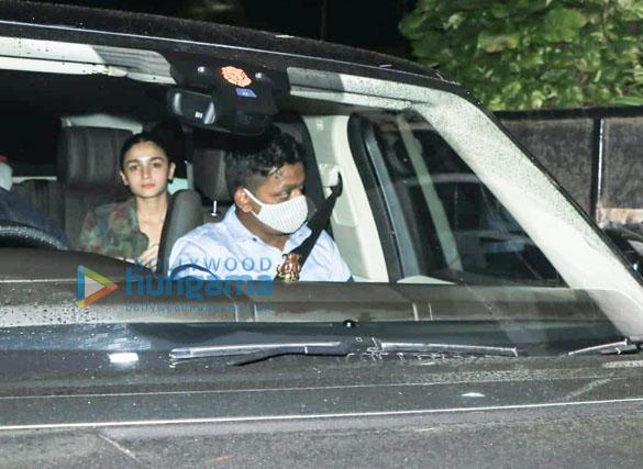 photos alia bhatt snapped at the kalina airport 2