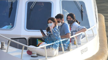 Photos: Ananya Panday and Siddhant Chaturvedi snapped at Gateway Of India