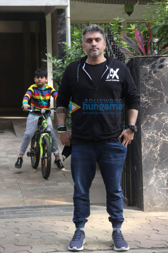 photos arjun kapoor spotted with mohit suris at his office in bandra 2