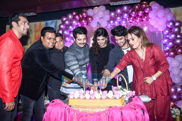 Photos: Celebs snapped at the launch of Club Bombay & success party of ‘Bewafa Tera Masoom Chehra’ song Photos: Celebs snapped at the launch of Club Bombay & success party of ‘Bewafa Tera Masoom Chehra’ song