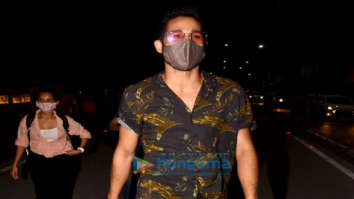 Photos: Deepika Padukone and Siddhant Chaturvedi snapped at Gateway Of India in Mumbai