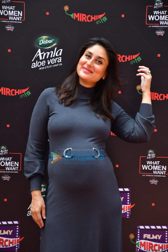 photos kareena kapoor khan arrives at what women want shoot in bandra 2