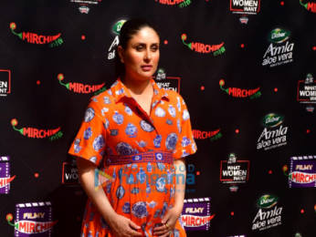 Photos: Kareena Kapoor Khan snapped at Balgandharva Rang Mandir in Bandra