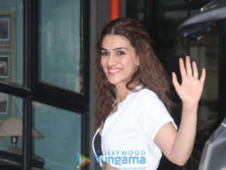 Photos: Kriti Sanon snapped at Maddock office