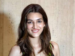 Photos: Kriti Sanon and Khushi Kapoor snapped at Manish Malhotra’s house