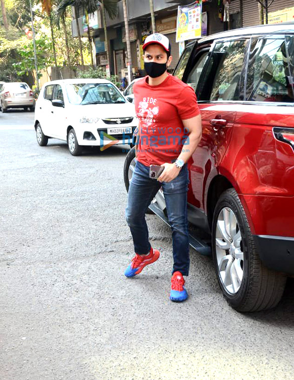 photos kunal kemmu snapped in andher 3