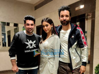 Photos: Mouni Roy, Aamir Ali snapped at Aamna Sharif's Christmas 2020 party