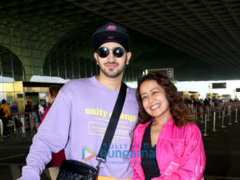 Photos: Neha Kakkar, Rohanpreet Singh, Anupriya Goenka and others snapped at the airport