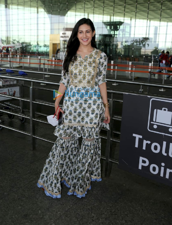 photos nora fatehi radhika madan and others snapped at the airport 2