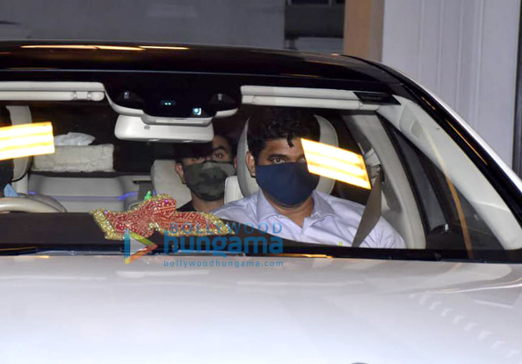 photos ranbir kapoor and shraddha kapoor snapped at luv ranjans office in juhu 4