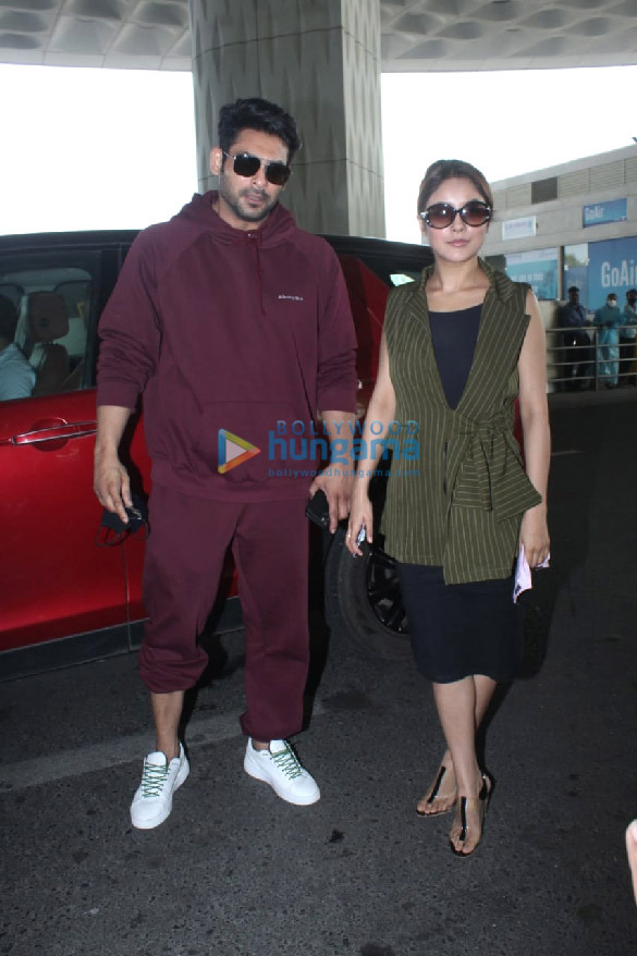 photos sanya malhotra sidharth shukla shehnaaz gill and others snapped at the airport 2