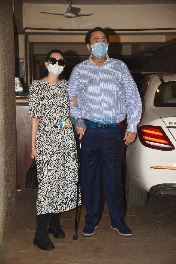 photos soha ali khan kunal kemmu and others spotted at kareena kapoor khans residence 2