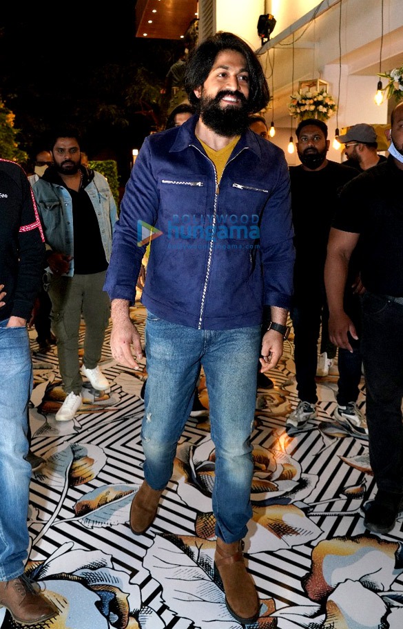 photos celebs grace dil rajus 50th birthday celebrations 3
