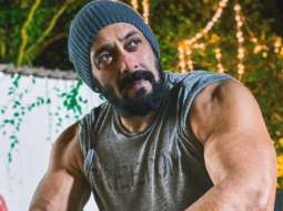 Post his 55th birthday, Salman Khan flaunts his ripped physique in new photo