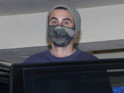 Ranbir Kapoor spotted at Dubbing studio in Khar