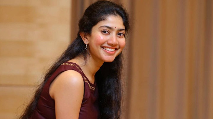 Sai Pallavi on REJECTING Rs. 2 Cr ad: “People made me feel CONFIDENT about myself, so it was…” Sai Pallavi on REJECTING Rs. 2 Cr ad: “People made me feel CONFIDENT about myself, so it was…”
