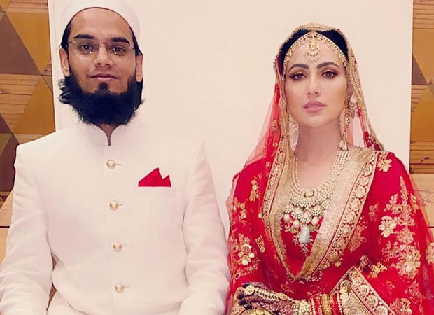 Sana Khan’s husband gifts her an iPhone on completing one month of being married, she says a gift from her is pending