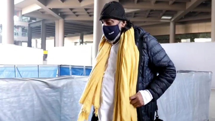 Spotted – Mithun Chakraborty and Liza Malik at Airport