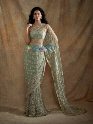 Celebrity Photos of Amyra Dastur