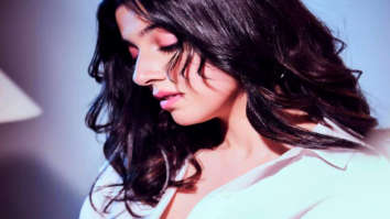 Celebrity Photos of Divya Khosla Kumar