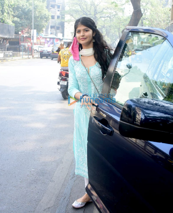photos alaya f and anjani dhawan spotted at dance class in bandra 5