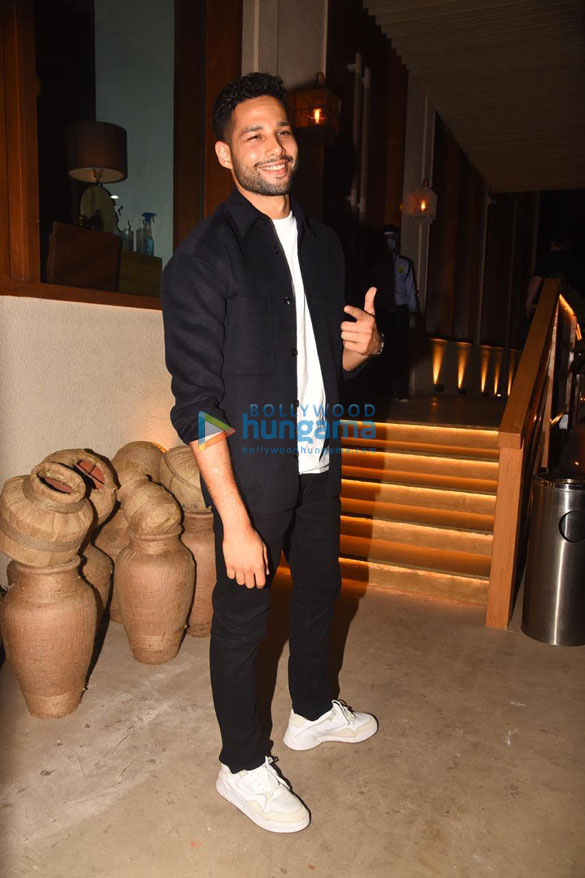 photos alia bhatt ranbir kapoor and others snapped at deepika padukones birthday dinner party 120