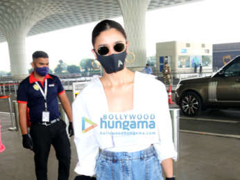 Photos: Alia Bhatt, Falguni Pathak and Warina Hussain snapped at the airport