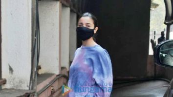 Photos: Alia Bhatt snapped at a studio in Mumbai