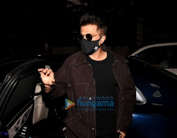 photos anil kapoor satish kaushik and others snapped at the special screening of kaagaz 7