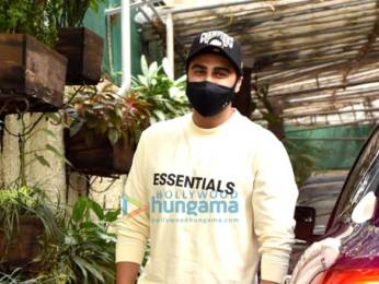 Photos: Arjun Kapoor snapped at a dubbing stdio in Juhu