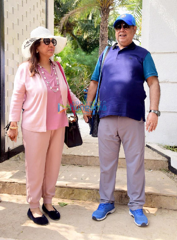 photos david dhawan rohit dhawan anjini dhawan and anil dhawan spotted leaving varun dhawans wedding venue in alibaug 3