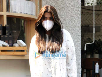 Photos: Ekta Kapoor spotted at a cafe in Bandra