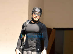 Photos: Emraan Hashmi snapped at I Think Fitness in Bandra