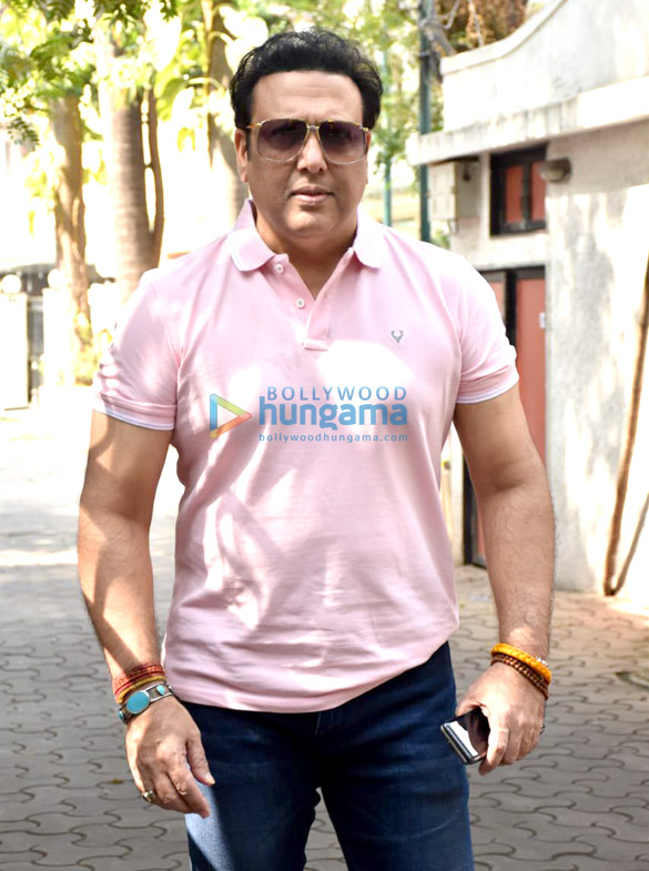 photos govinda snapped at juhu 3