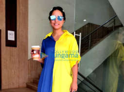 Photos: Hina Khan snapped at Goregaon Photo studio