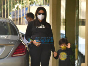 Photos: Kareena Kapoor Khan spotted at Karisma Kapoor's house with Taimur Ali Khan
