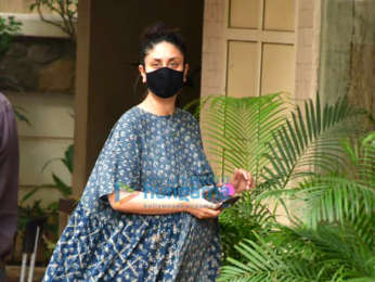 Photos: Kareena Kapoor Khan spotted in Bandra