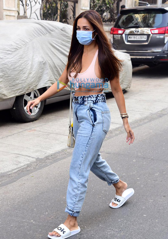 photos malaika arora spotted at muah salon in bandra 3 4