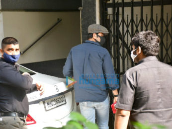 Photos: Ranbir Kapoor spotted at a clinic