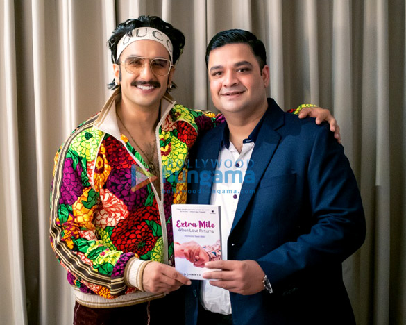 Photos: Ranveer Singh snapped at a launch of a novel ‘Extra Mile: When Love Returns’ Photos: Ranveer Singh snapped at a launch of a novel ‘Extra Mile: When Love Returns’
