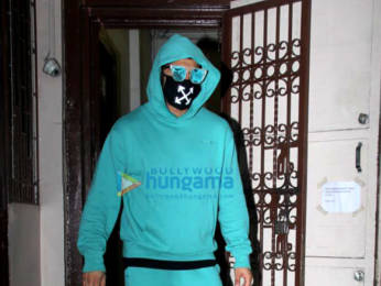Photos: Ranveer Singh spotted at Shankar Mahadevan’s dubbing studio in Bandra