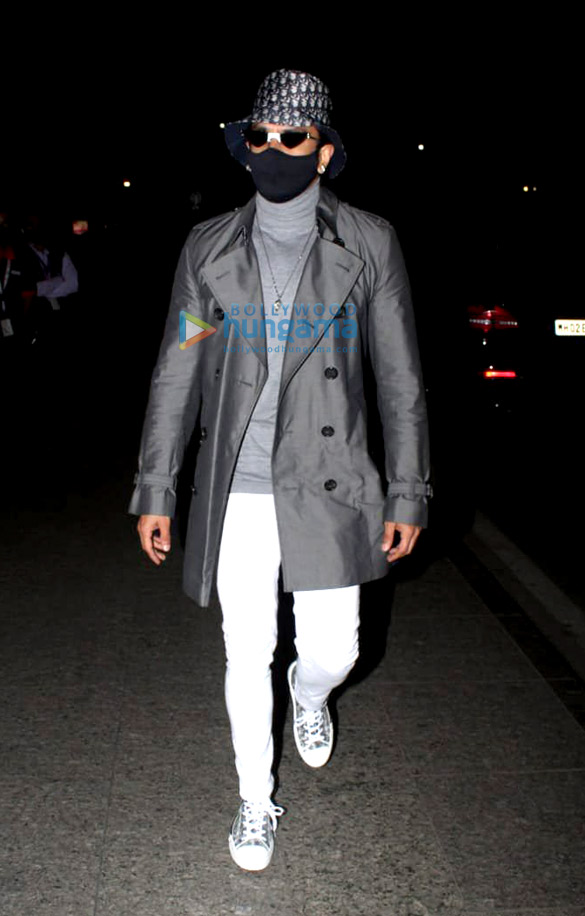 Photos: Ranveer Singh and Samantha Akkineni spotted at the airport