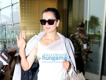 Photos: Raveena Tandon, Shraddha Kapoo, Kangana Ranaut and others spotted at the airport