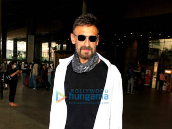 Photos: Sanjana Sanghi and Rahul Dev snapped at the airport